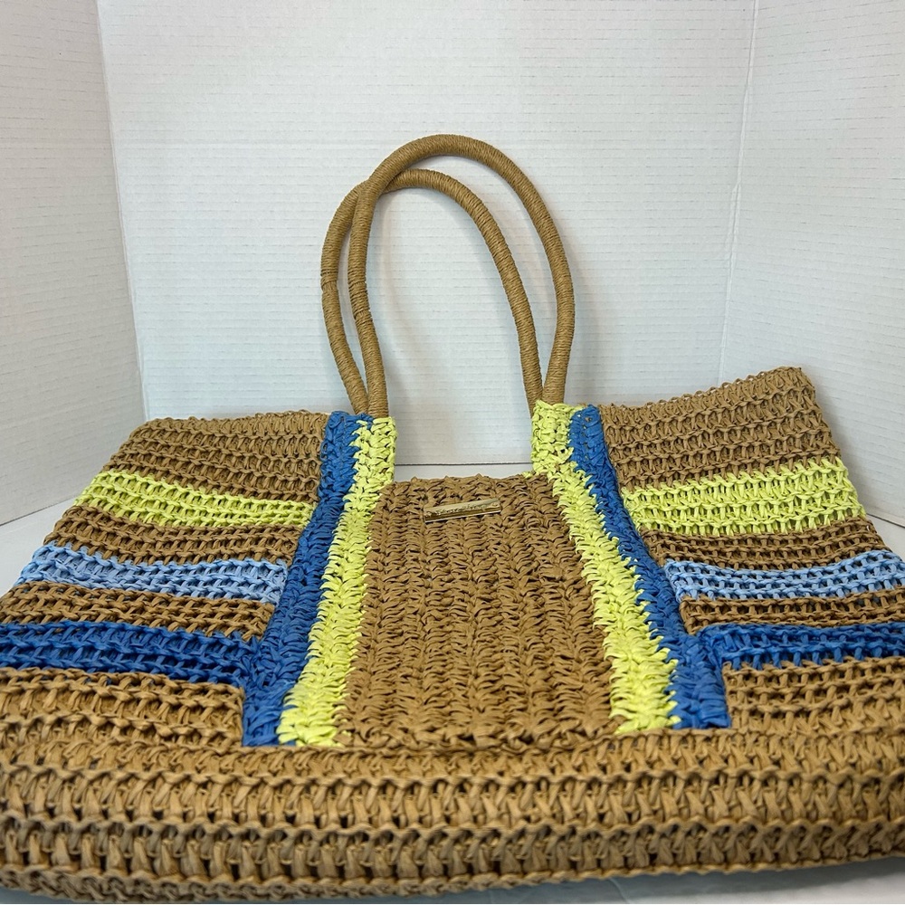 Like new Raffia bag - Picture 4 of 12